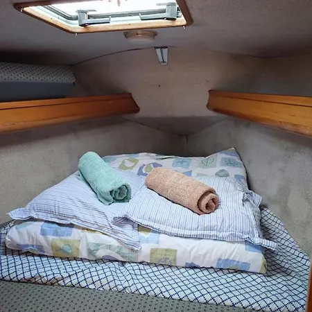 Location Unique : Le Bateau D'antoine A